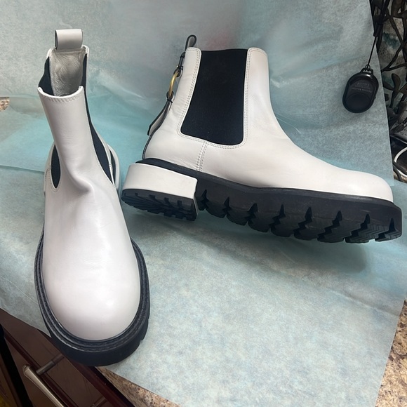 🆕🌈🌷Frame Boots🌷🌈🆕 - Picture 16 of 17